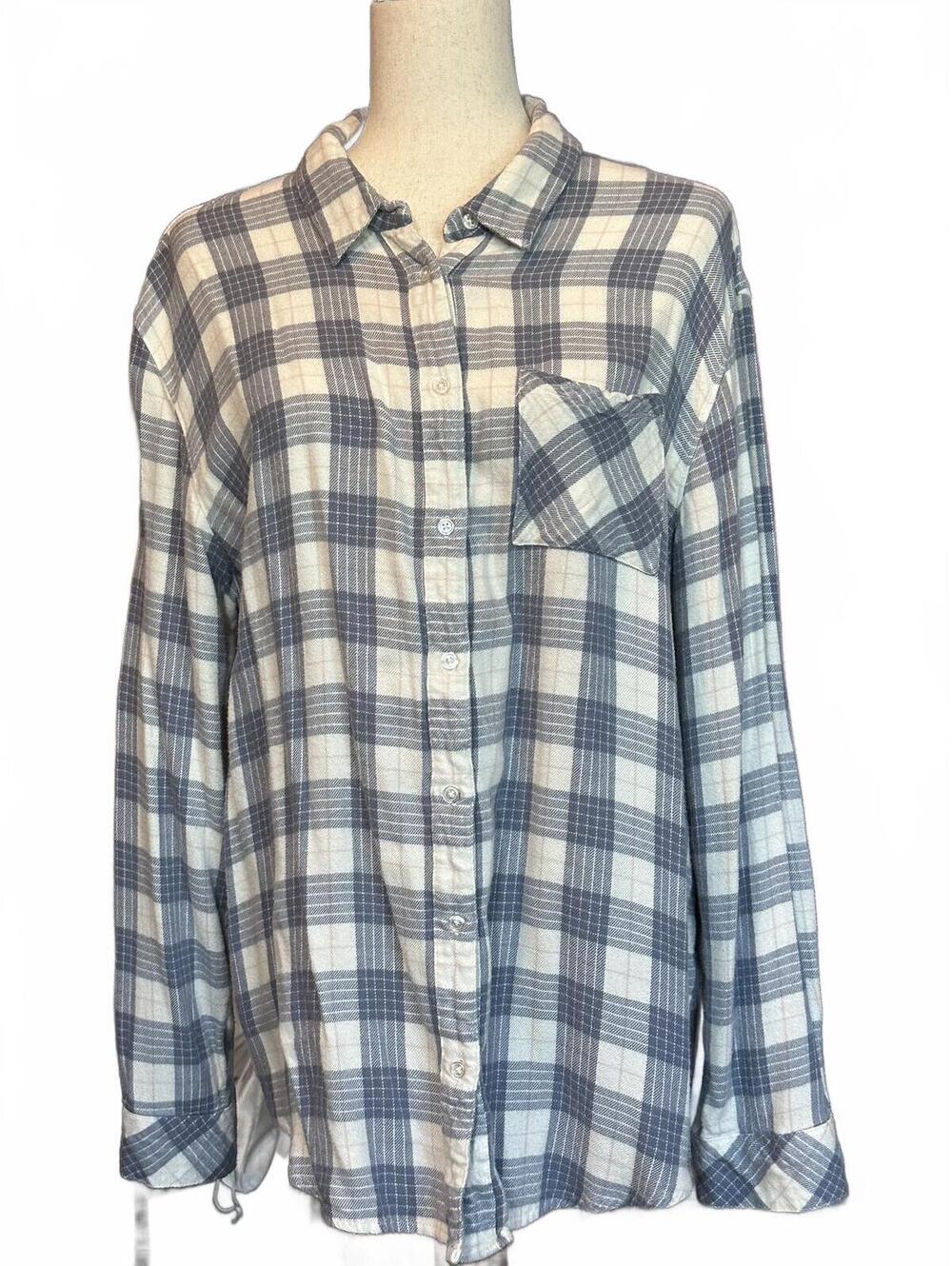 Market & Spruce XL Gray and White Plaid Button-Up Shirt